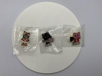 Novelty Tbs Tv Media Character Boob Pin Badge Set Of 3