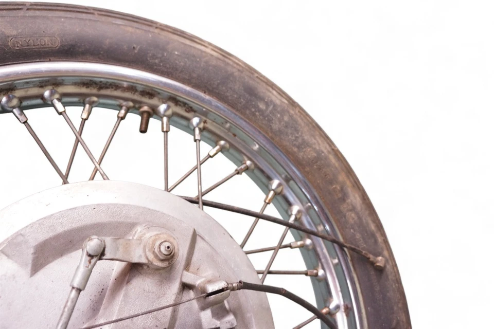 Triumph Tiger TR6 R 1970 Bonneville 650 T120R TR6R *2199 freno de rueda delantera  Foto 4 de 4