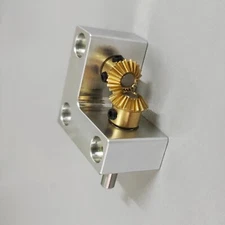 Right Angle Commutator Small Bevel Gearbox 90° Drive Angle Converter 4mm 1:1 Ub