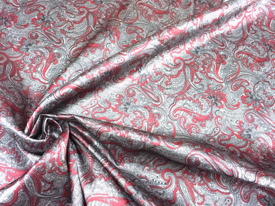 Tela material satinado viscosa con estampado de cachemira NO ESTÁTICA POR COMPRAR - Borgoña Marfil Foto 2 de 4