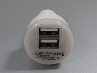 KFZ Power Adapter mit 2x USB (Buchse) 2,1A (Beleuchtet) iPhone iPad #e819