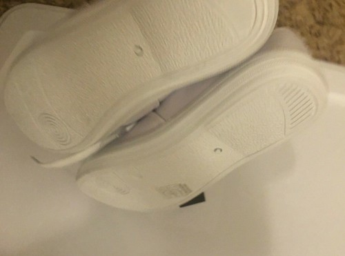 Bobbie Brooks White Tennis Shoes Womens Size 8-9 Laces Flat Crafters Solid NEW - Picture 3 of 15