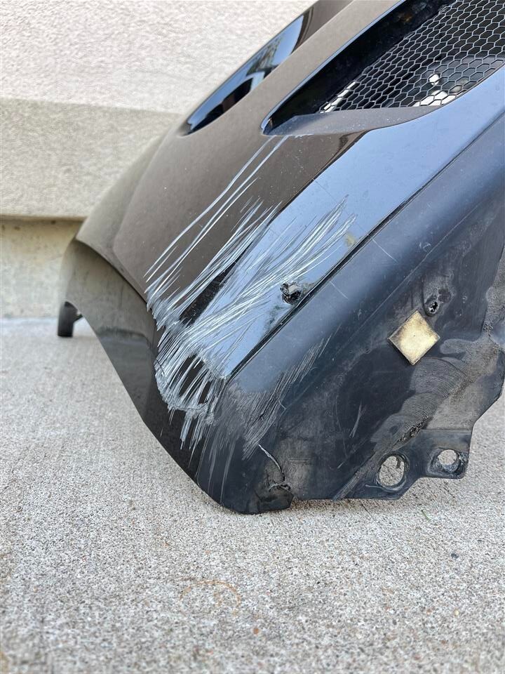2008-2011 08 09 10 11 Maserati Gran Turismo Front Bumper OEM 080055600