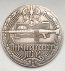 WW2 Machine gun MG 42 German Military Table desk medal