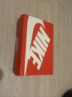 Nike Air Max90Drift markanten Colorway  Sunrise  (White/Hyper Crimson/Hyper Pink