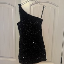 Sherri Hill Sequined Black Mini , Cocktail Dress - Size 6 Gorgeous - MSRP $500