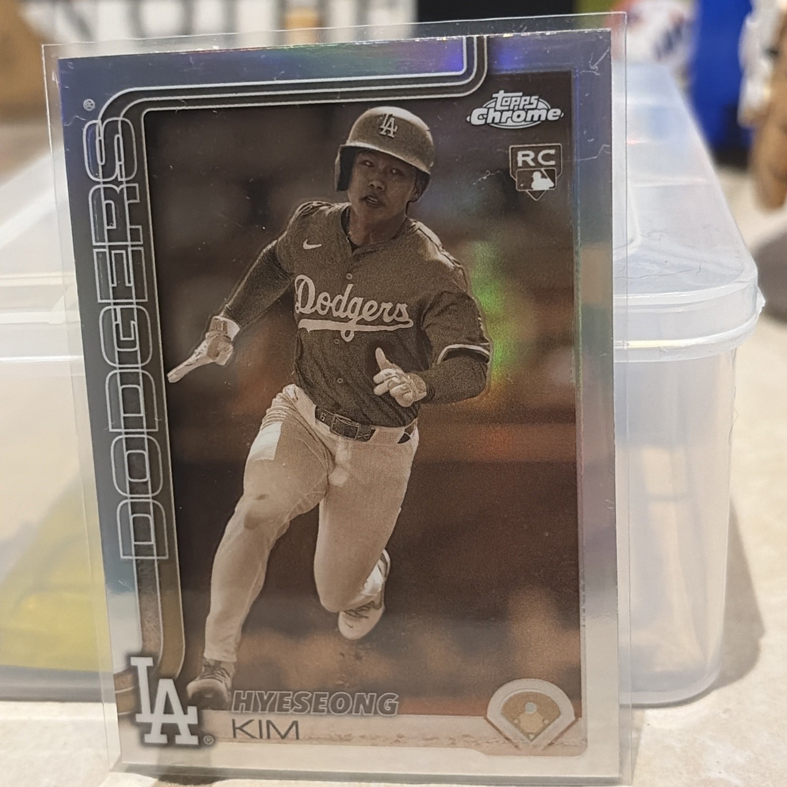 2025 Topps Chrome - Hyeseong Kim #152 Sepia Refractor (RC)