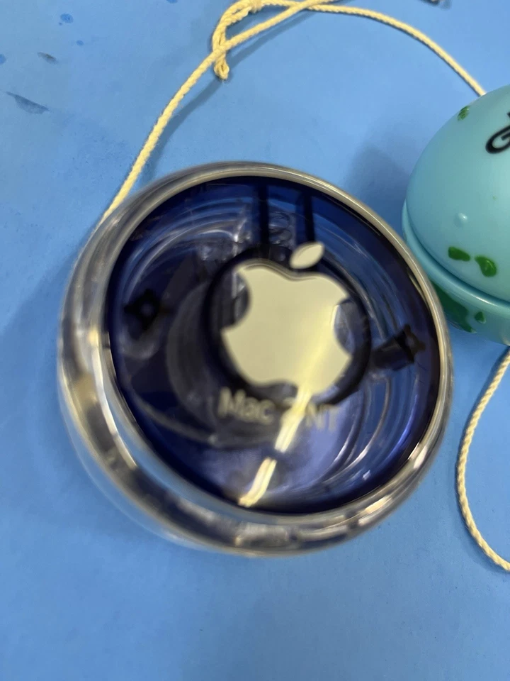 Vintage Apple Computers Inc Logo YO-YO Promo..+1998 Mentor Graphics Picnic Globe - Image 4 of 4