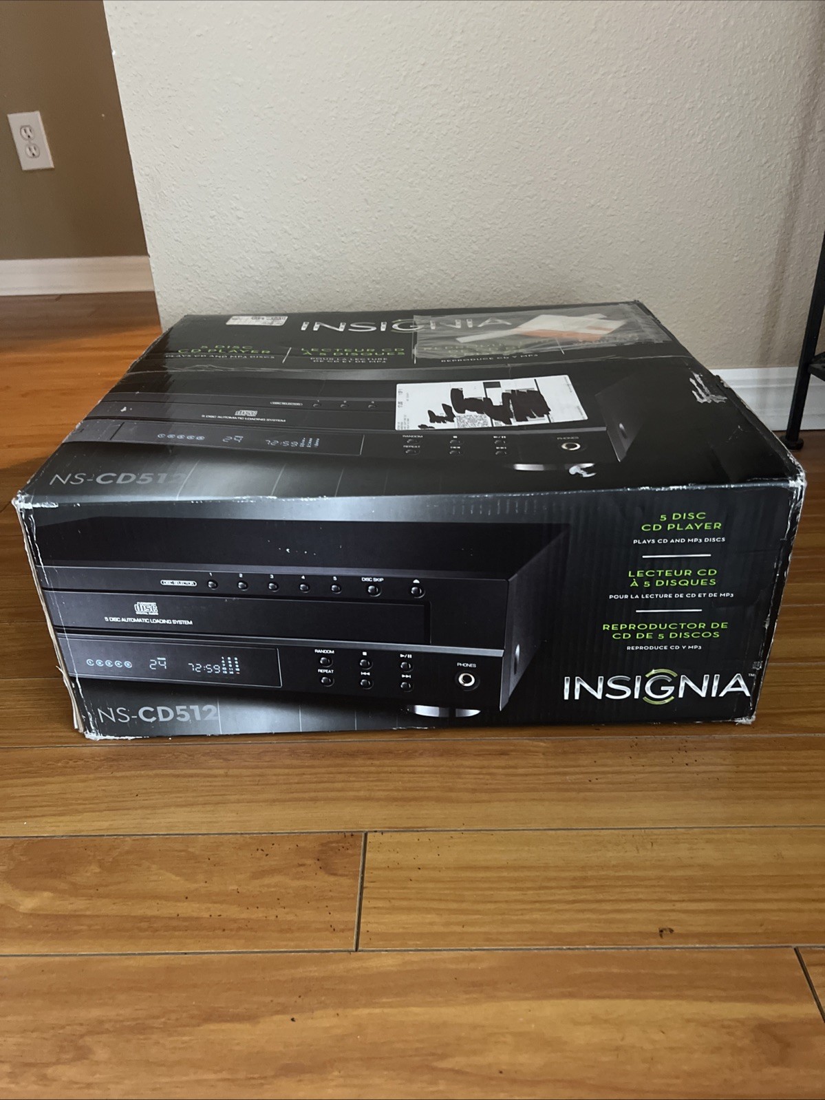/ Ns-cd512 / With Remote / Home Audio / New Sealed