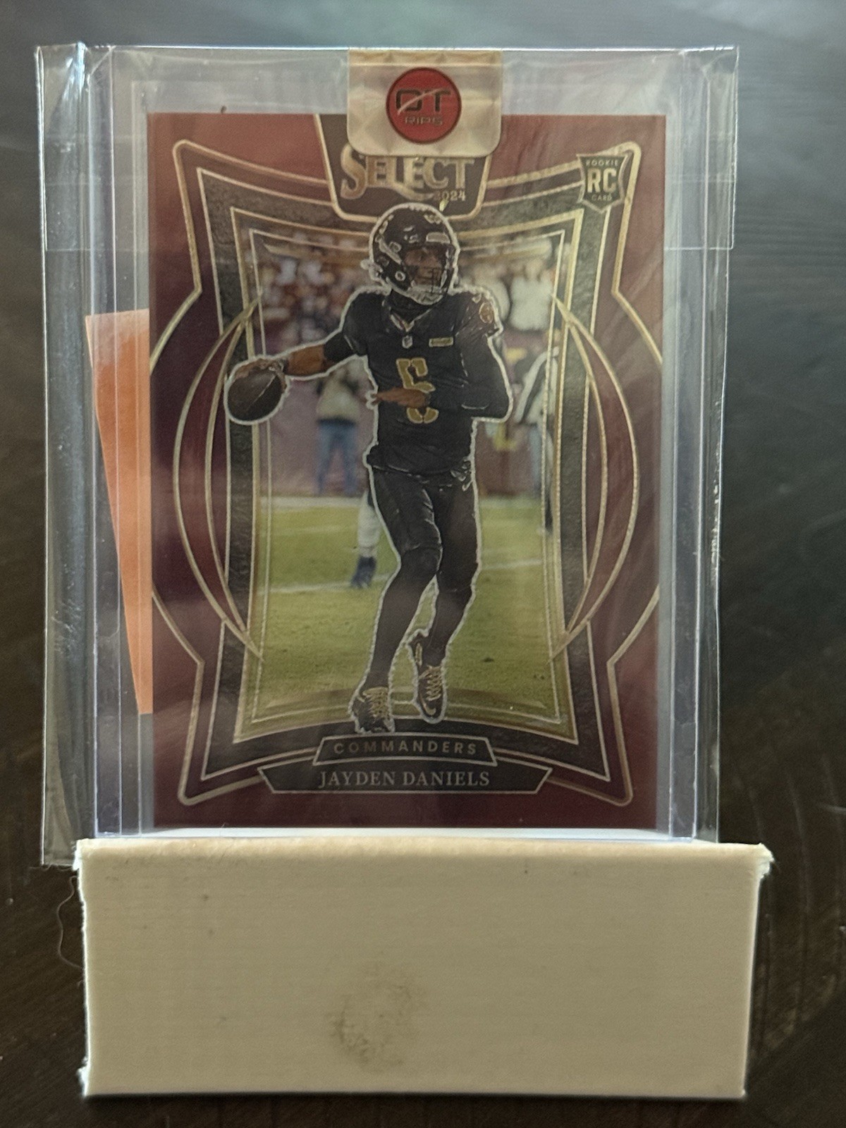 2024 Panini Select - Concourse Jayden Daniels #26 Maroon Prizm /149 (RC)