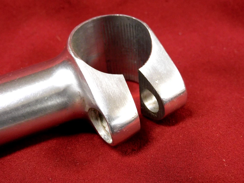 Vintage 1980's Cinelli 1A Silver 85 x 26.4 x 22.2 mm Stem 8.5 cm NO BOLTS - Image 4 of 4