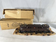 High-Grade Desirable Lionel Original Postwar BOXED #2340 Tuscan GG-1 Loco!