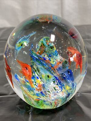 Avita Inc Crystal Collection Fish Paperweight Handcrafted Round Shape Decorative