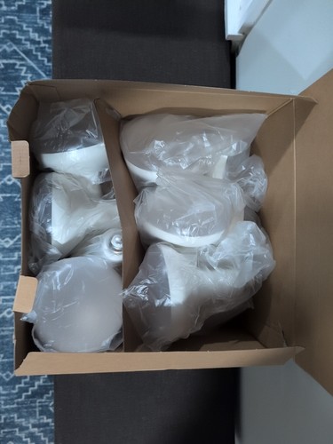 75-Watt Equivalent BR40 Dimmable LED Light Bulb Open Box Only Has 10 - Picture 2 of 2