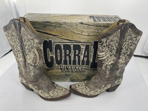 corral brown crater embroidered boots