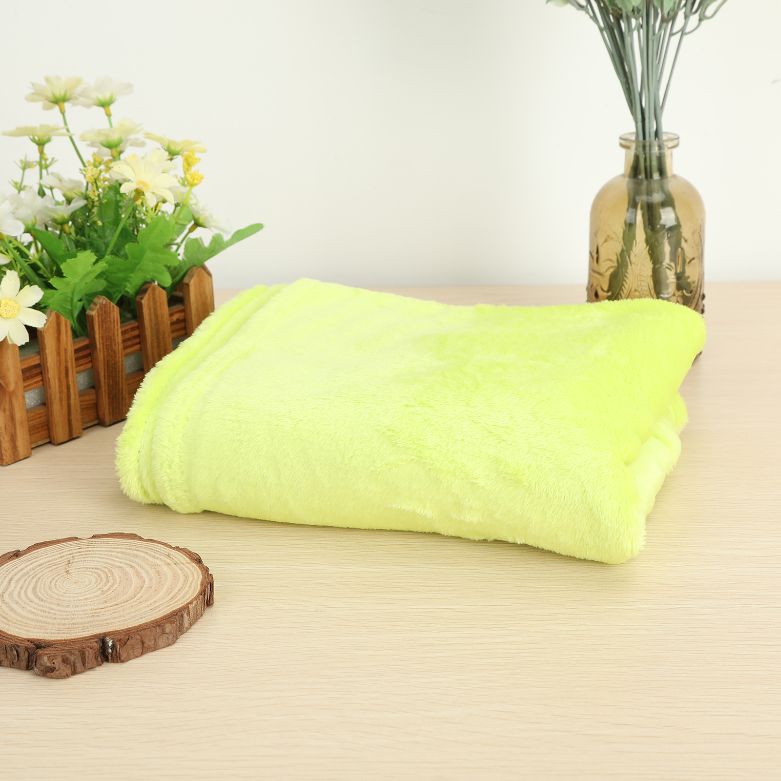 Solidcolor Blankets Fashionable Widely Applied Solidcolor Fleece