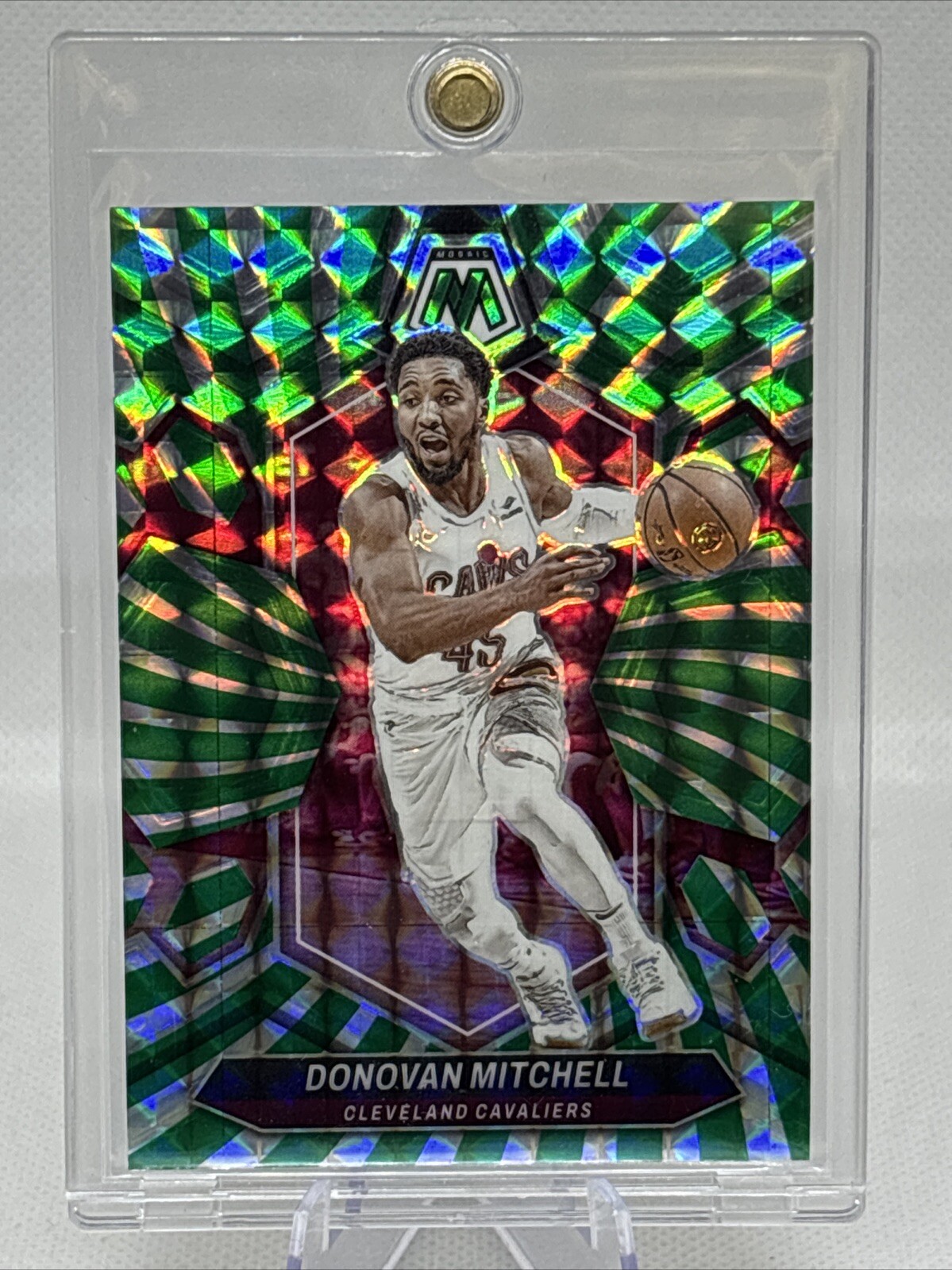 2023-24 Mosaic #143 Donovan Mitchell 3/3! Green Swirl FOTL Cavaliers NM+