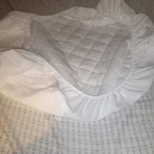 Quilted Waterproof Fitted Bamboo Bassinet Biloban Mattress Pad Cover