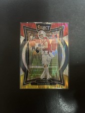 2024 Panini Select - Concourse Drake Maye #27 Red & Yellow Shock Prizm (RC)