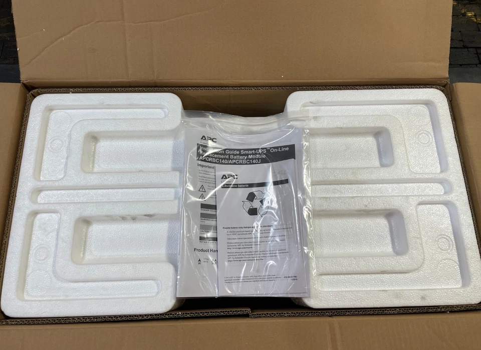 APC Replacement Battery Cartridge for Smart-UPS On-Line, 192V - Image 2 of 4