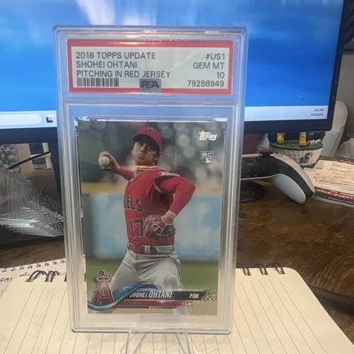 Topps 2018 Update Series Shohei Ohtani RC Pitching Red Jersey #US1 PSA 10