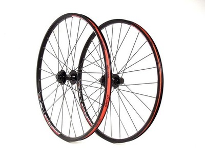 SUN RINGLE RYDE COMP 26'' MTB Disc Only Laufradsatz 28L 2076g Scott Specialized