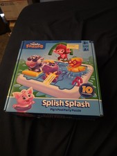 ThinkFun Friends - SplishSplash Pigs Pool Par...