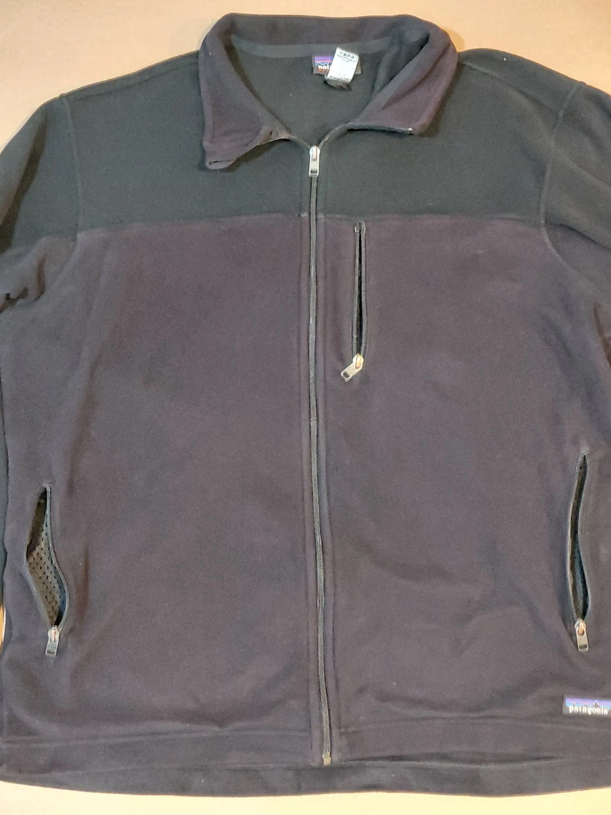 Patagonia Simple Synchilla Double Fleece Full Zip Jacket Men's 2XL Black 2014 - product detail image 2