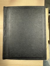 Petite Collection de Timbres du Monde dans Album - A Voir - A trier