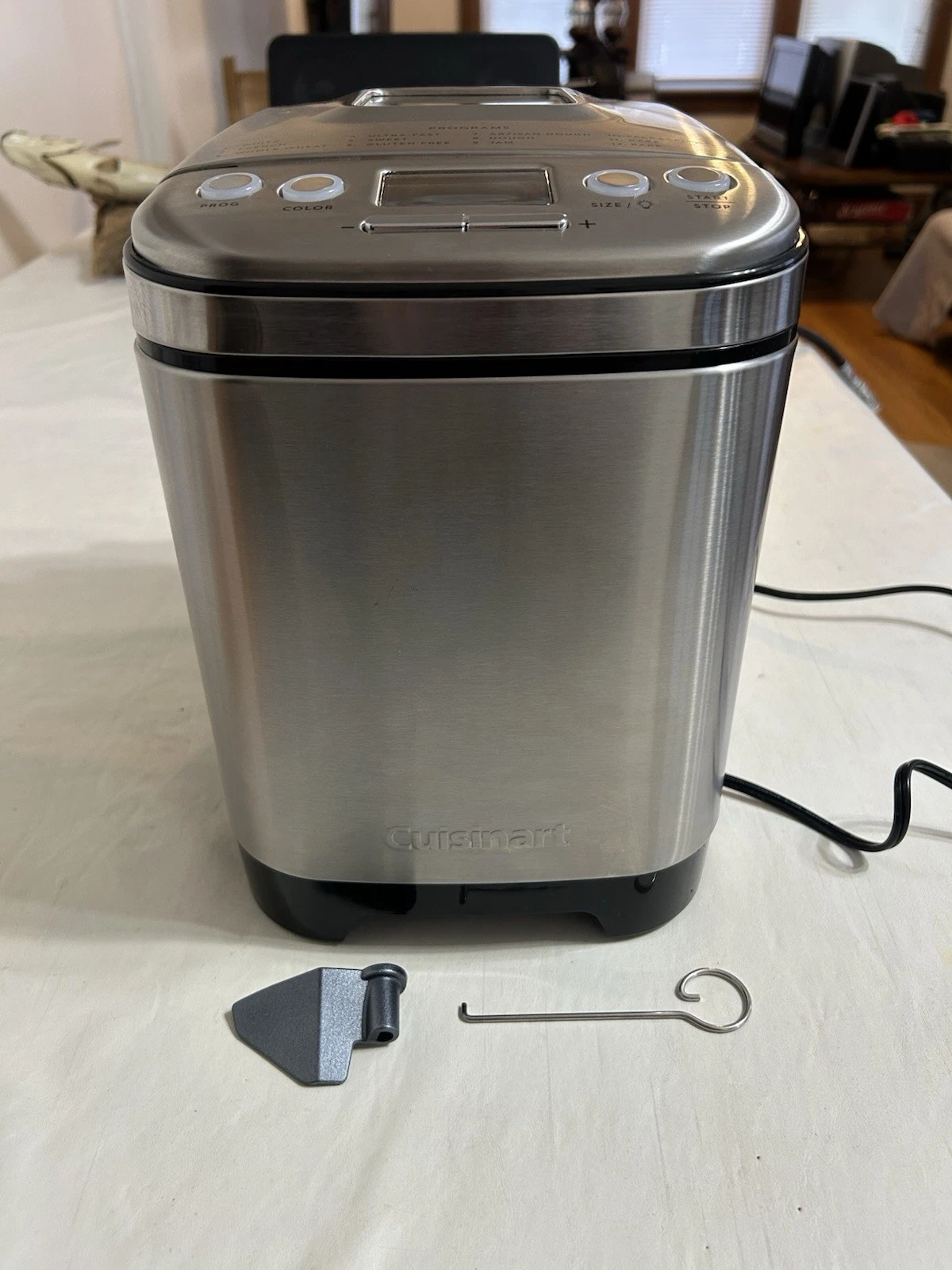 Cuisinart CBK-110 Bread Maker 🍞 Compact Automatic – Stainless Steel – Silver
Opens in a new window