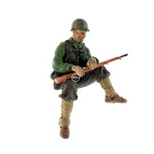 1:32 Unimax Toys Forces of Valor WWII US Army Sherman Tank Riding Soldier Figure