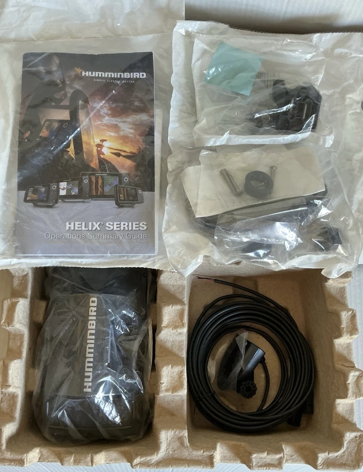 Hummingbird Helix 5 Chirp GPS G3 Dual Spectrum Chirp Sonar GPS 411660-1 NEW - Image 2 of 4