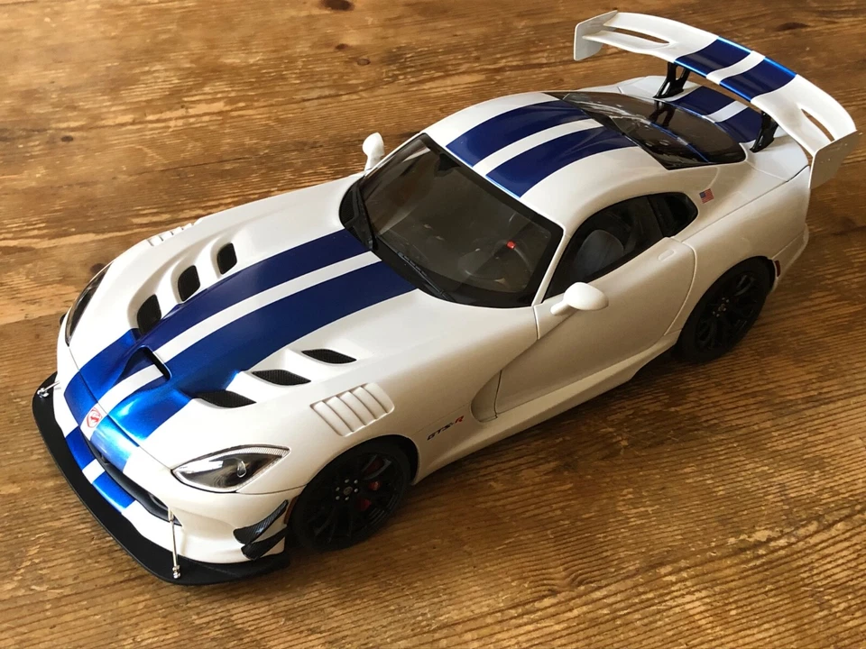 AUTOART - DODGE VIPER ACR - 1/18e - Photo 3/4