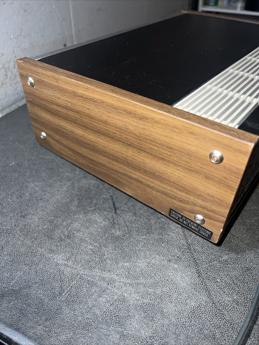 Vintage AKAI CR-80 Surround Sound 8-Track Stereo Player Vintage AKAI CR-80 Surround Sound 8-Track Stereo Player
