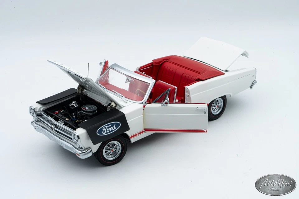 1/18 GMP 1966 Ford Fairlane GT Convertible White 🤝ALSO OPEN FOR TRADE🤝 - Image 2 of 4