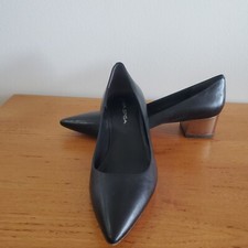 Via Spiga W 8M Classic Black Silver Block Heel Pointed Toe Leather Pump A215