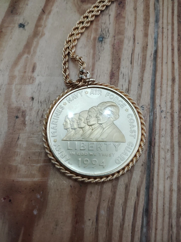 1994 Com WOMEN IN MILITARY PROOF DOLLAR with Gold Filled Bezeled Necklace Case - Image 3 of 4