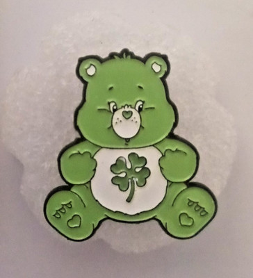 CARE BEARS-GOOD LUCK BEAR-PIN-2 OR MORE PINS SHIPPING $5.49-SPEND $20 SHIP FREE