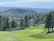 The RIDGE at Castle Pines Logo  COLLECTIBLE VINTAGE Titleist NXT Tour Golf Ball