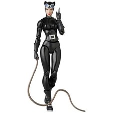 MAFEX No 123 Catwoman Hush Version Figure
