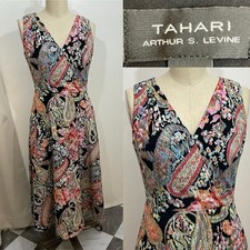 Tahari Size 4 Multi Color Dress With Pockets. Easter.