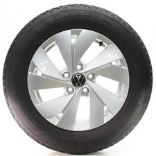 VW Passat B9 Variant CJ5 Winterräder Belmont Goodyear 215/60R16 DOT24 3J0601025