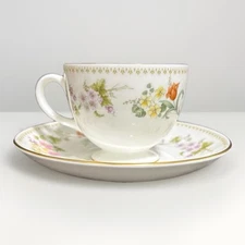 Wedgwood Mirabelle R4537 Footed Tea Cup and Saucer Set Made in England (M)