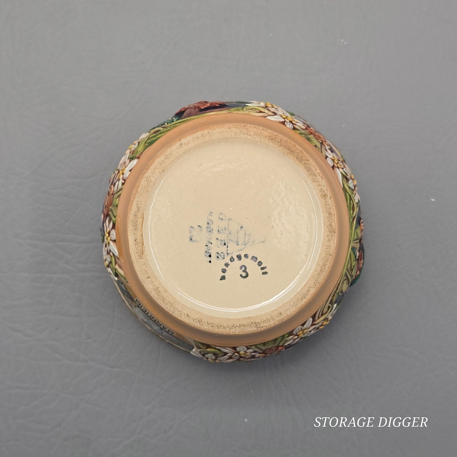 VTG Gerz German Pottery Mannheim Edelweiss Floral Design Rotary Ashtray 5.25"