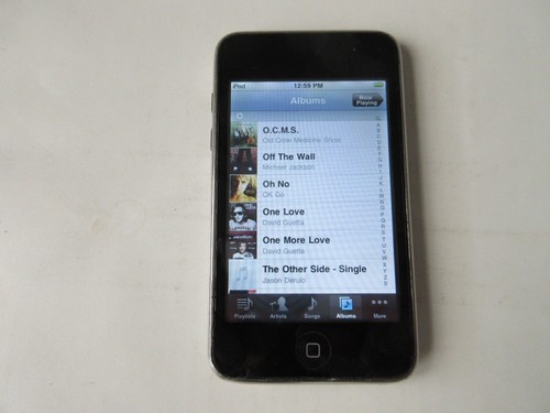 Apple iPod Touch 2nd Generation 16GB MP3 Music Player (1971songsMB531LL) - Picture 5 of 15