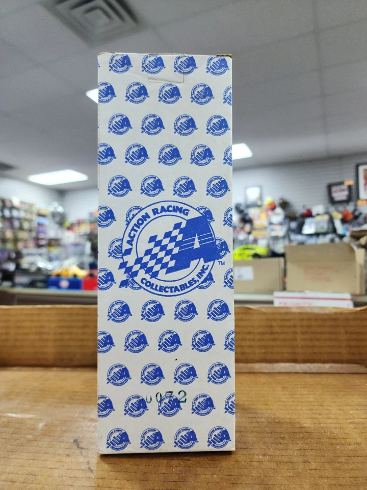 Botella ligera y coche Action 2002 Sterling Marlin Coors Foto 2 de 4