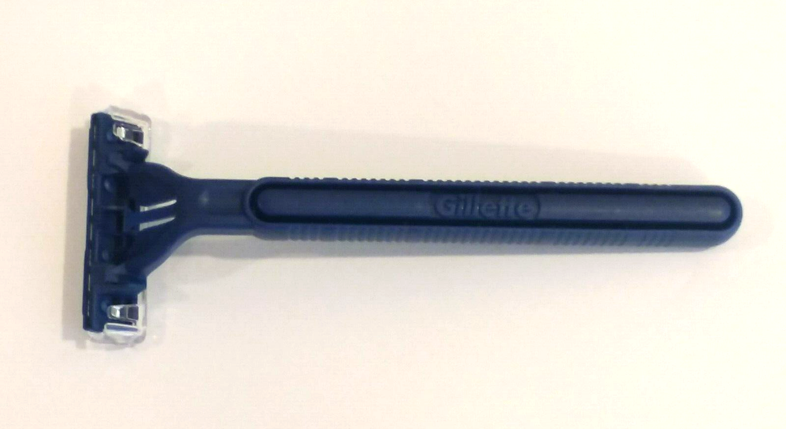 24 Pack Gillette Good News® Disposable Razors Twin Blade Pivot