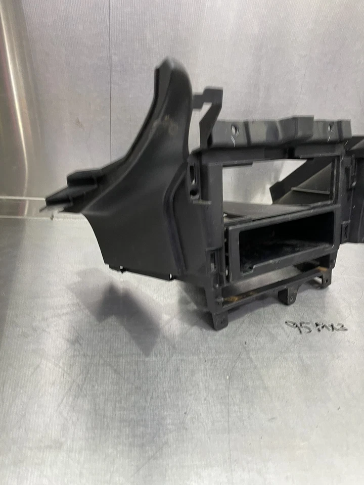 94 95 96 Mazda Mx-3 Mx3 Radio Bisel Envolvente Tablero Cubierta Panel Foto 2 de 4