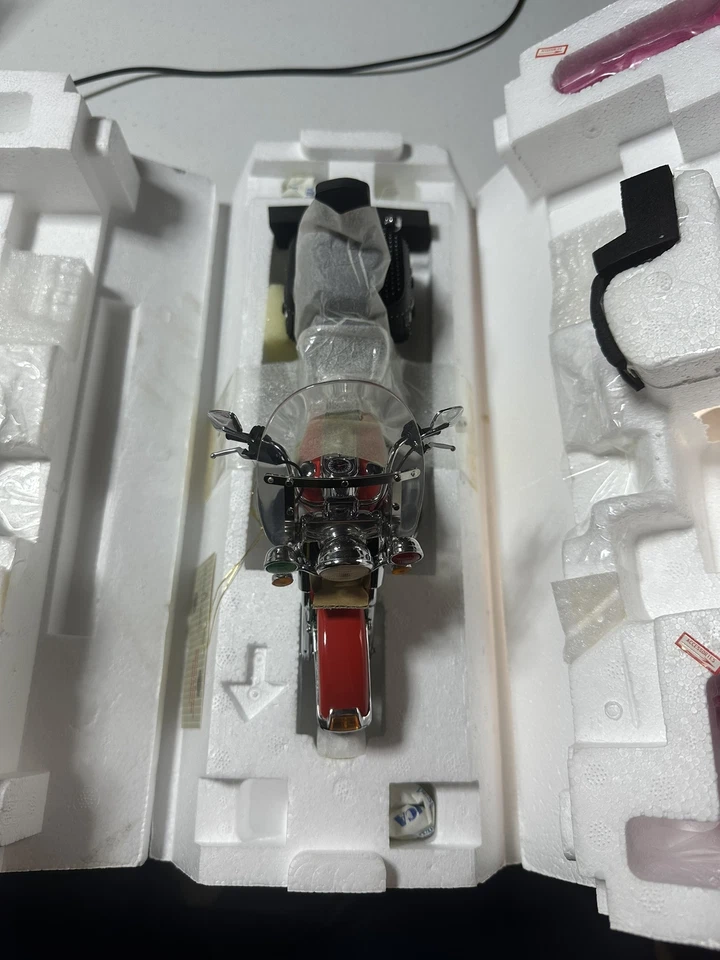 Harley-Davidson Xmas Motorcycle LE#3655 2003 Franklin Mint roja 1:10, papeles, caja Foto 2 de 4