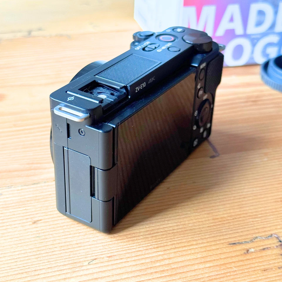 Sony ZV-E10 Vlogging-Kamera – wie neu, nur 1x benutzt - Bild 4 von 4